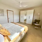 Luxuriöse Möwengeflüster - 220qm Große Für Bis Zu 8 Gästen Mit Sauna Direkt Am Goitzschesee * Pouch