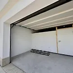 Luxuriöse Möwengeflüster - 220qm Große Für Bis Zu 8 Gästen Mit Sauna Direkt Am Goitzschesee Villa