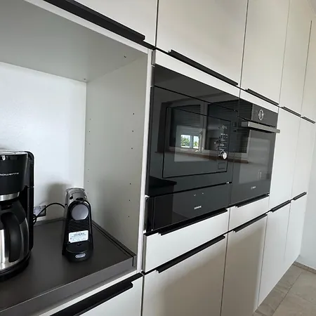 Luxuriöse Möwengeflüster - 220qm Große Für Bis Zu 8 Gästen Mit Sauna Direkt Am Goitzschesee Villa *