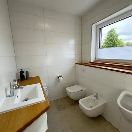 Villa Luxuriöse Möwengeflüster - 220qm Große Für Bis Zu 8 Gästen Mit Sauna Direkt Am Goitzschesee