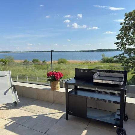 Luxurioese Moewengefluester - 220qm Grosse Fuer Bis Zu 8 Gaesten Mit Sauna Direkt Am Goitzschesee * Pouch