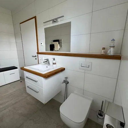 Villa Luxuriöse Möwengeflüster - 220qm Große Für Bis Zu 8 Gästen Mit Sauna Direkt Am Goitzschesee Pouch